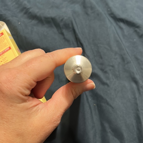 Brand new sealed Topicals mask - Picture 7 of 7